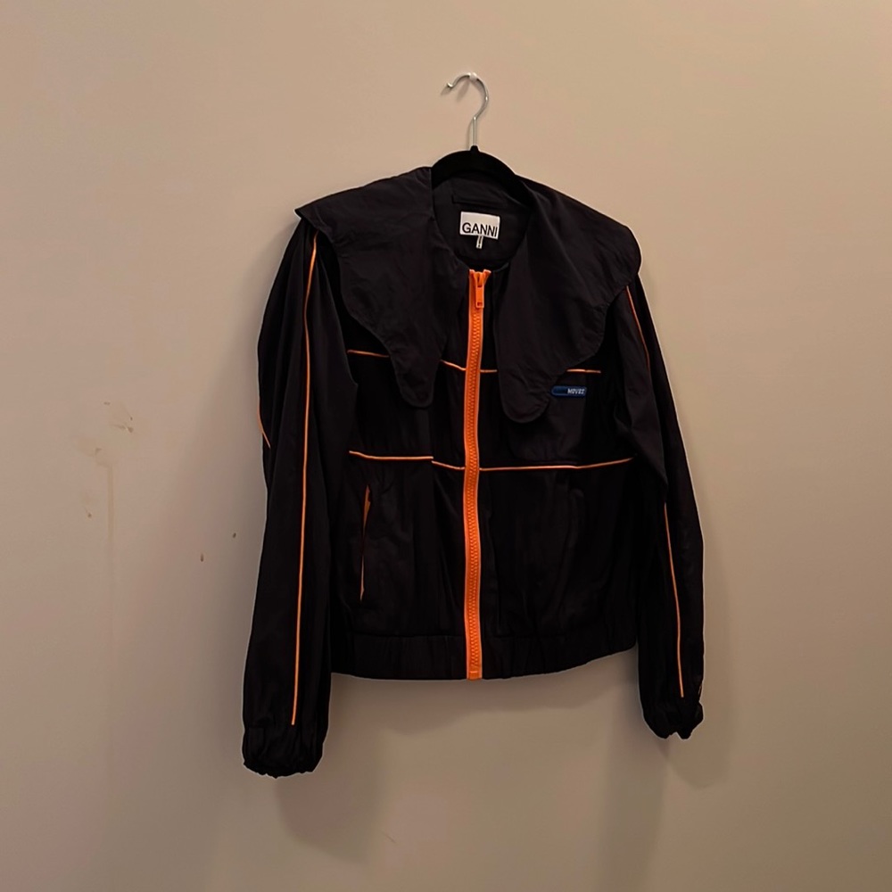 GANNI MOVES CROPPED WINDBREAKER